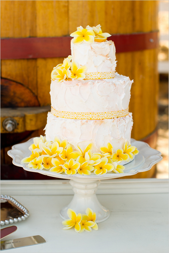 yellow_wedding_cake